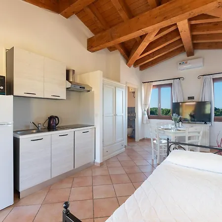 Apartmán Relaxing Baia Dei Mirti B3-1 Bedroom Sleeps 3 Persons *